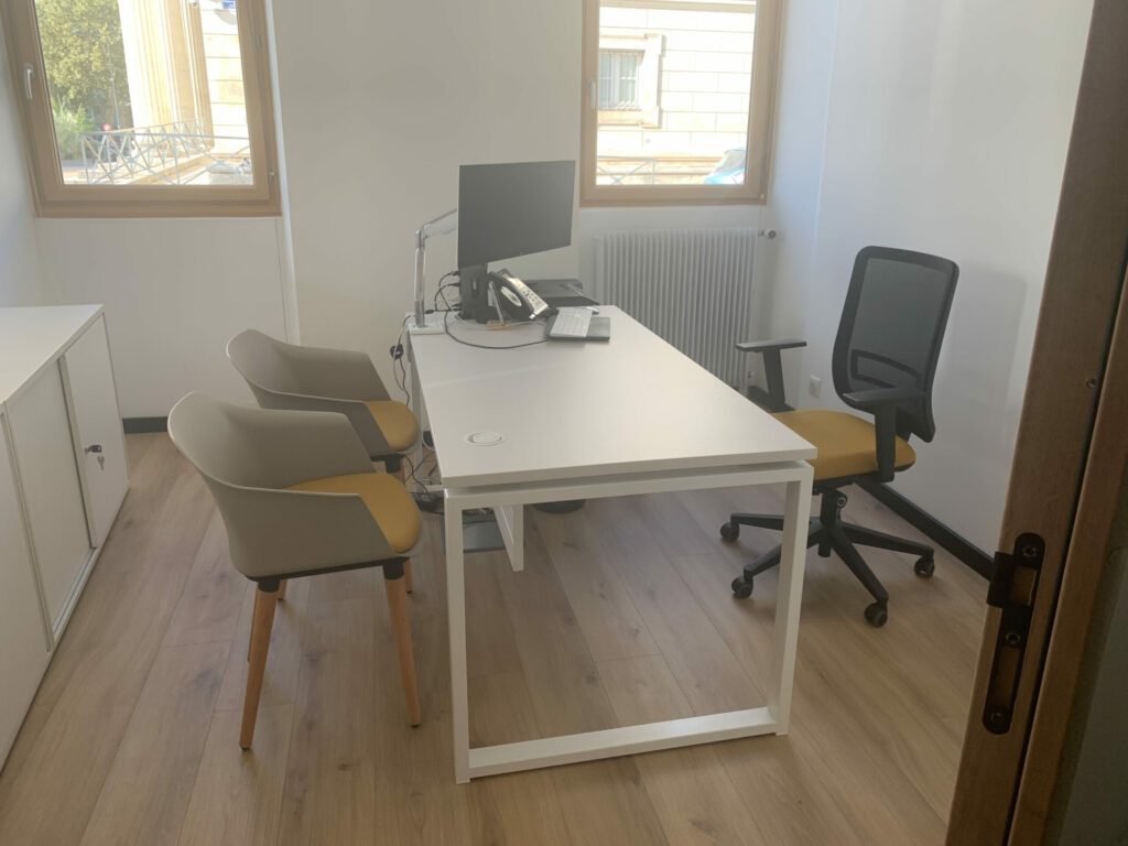 Bureau Abeille Assurances.