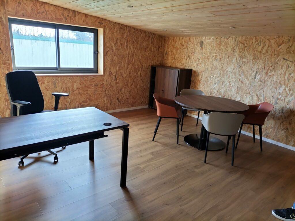 Mobilier de bureau ATSE.